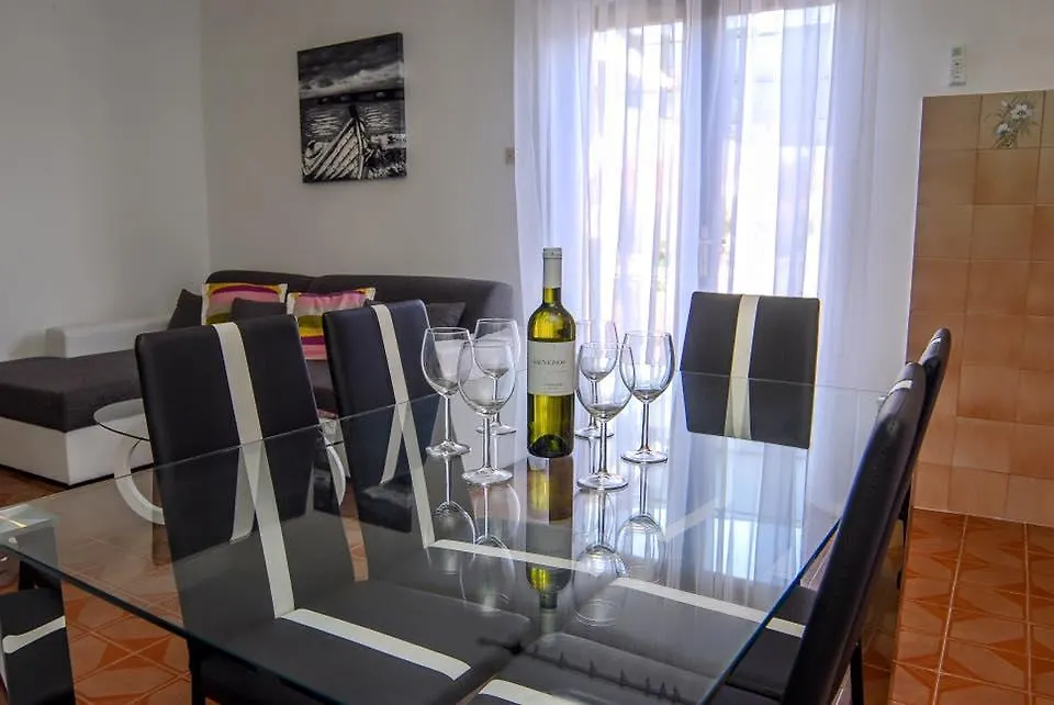 Holiday home Kuca Za Odmor Dido Ive Villa Ugljan