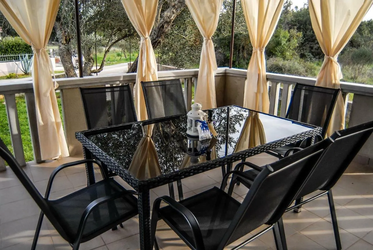 Kuca Za Odmor Dido Ive Villa Ugljan Holiday home